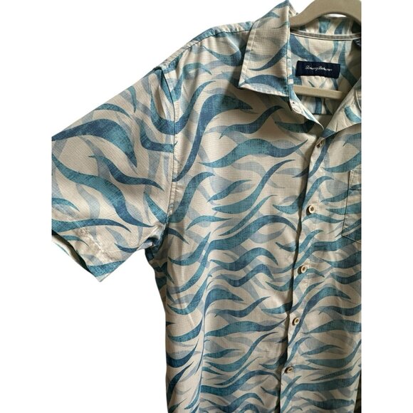 Tommy Bahama Mens Silk Blend Button Up Shirt Blue Wave Print Sz L Island Zone - Picture 2 of 9